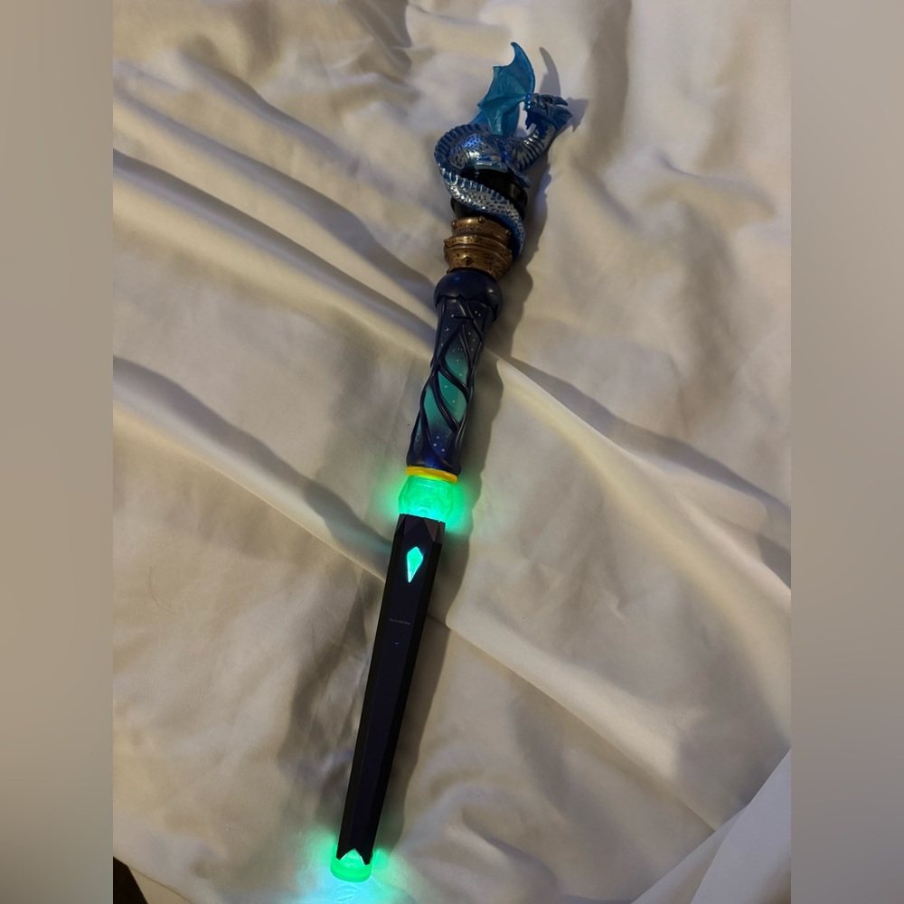 MagiQuest Great Wolf Lodge Blue Dragon Interactive Magic Wand With Topper